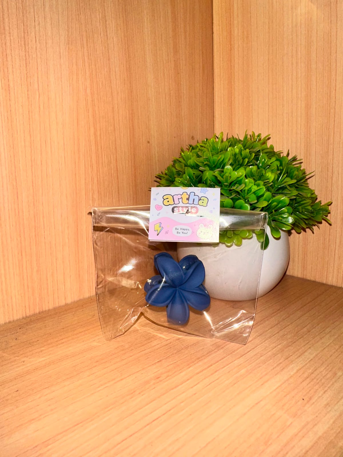 Jepit Rambut Kamboja 4 cm Cute - Artha Style